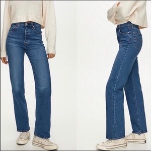 Levi’s Ribcage Straight Jeans
